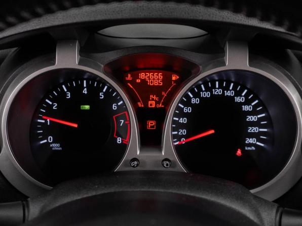 Nissan Juke I с пробегом 2011 года, цена 1 100 000 рублей, 182665 км, внедорожник, Автокод Объявления