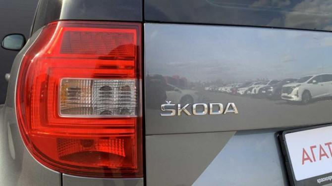 Skoda Yeti I Рестайлинг с пробегом 2015 года, цена 1 330 000 рублей, 148404 км, внедорожник, Автокод Объявления