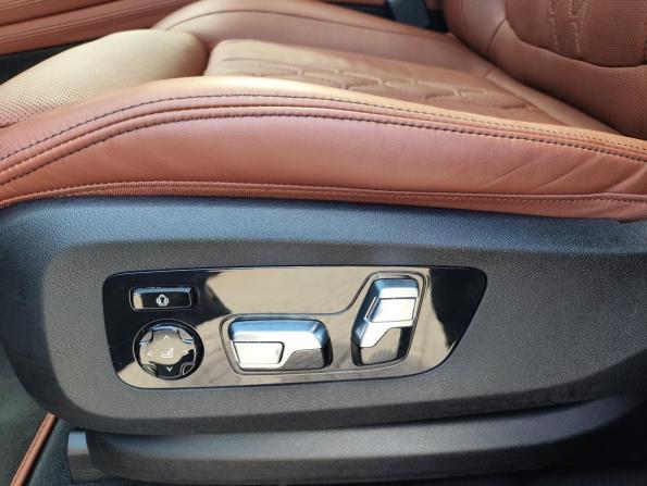 BMW X7 I (G07) Рестайлинг с пробегом 2023 года, цена 11 990 000 рублей, 63896 км, внедорожник, Автокод Объявления