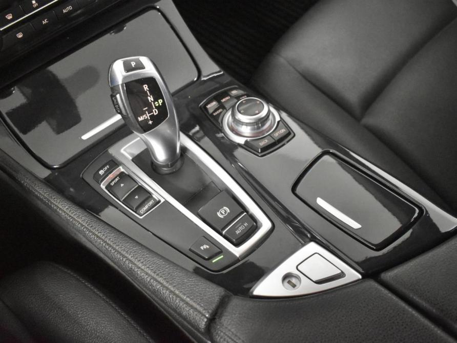 BMW 5 серии VI (F10/F11/F07) Рестайлинг Казань  - изображение 23