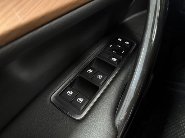 Lada (ВАЗ) Vesta I Рестайлинг (NG) с пробегом 2023 года, цена 1 400 000 рублей, 44232 км, седан, Автокод Объявления