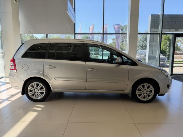 Opel Zafira B Рестайлинг с пробегом 2012 года, цена 820 000 рублей, 168005 км, компактвэн, Автокод Объявления