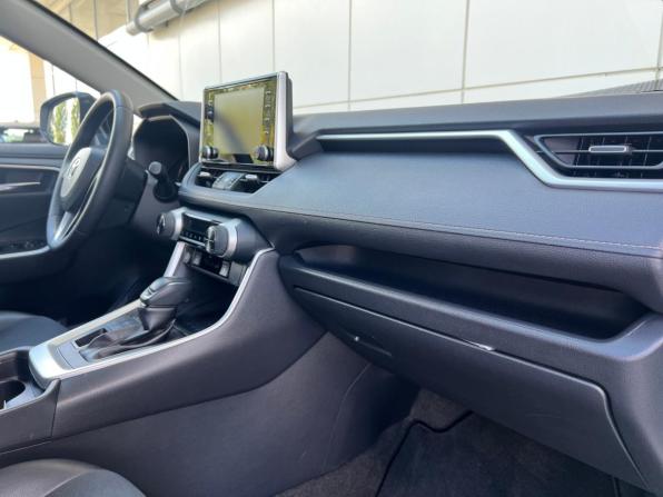 Toyota RAV4 V (XA50) с пробегом 2020 года, цена 3 290 000 рублей, 105000 км, внедорожник, Автокод Объявления