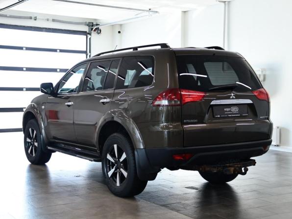Mitsubishi Pajero Sport II Рестайлинг с пробегом 2013 года, цена 1 425 000 рублей, 249244 км, внедорожник, Автокод Объявления