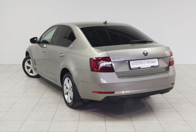 Skoda Octavia III (A7) Рестайлинг с пробегом 2020 года, цена 2 130 000 рублей, 137005 км, лифтбек, Автокод Объявления