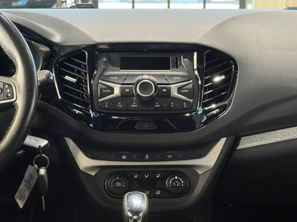 Lada (ВАЗ) Vesta I с пробегом 2020 года, цена 1 330 000 рублей, 60100 км, универсал, Автокод Объявления