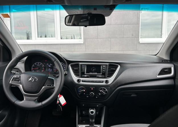 Hyundai Solaris II с пробегом 2018 года, цена 1 270 000 рублей, 91253 км, седан, Автокод Объявления