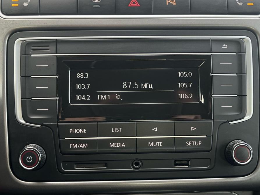 Volkswagen Polo V Рестайлинг Калуга  - изображение 17