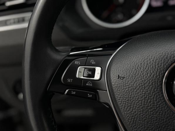 Volkswagen Tiguan II с пробегом 2018 года, цена 1 800 000 рублей, 162500 км, внедорожник, Автокод Объявления
