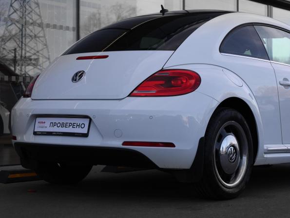 Volkswagen Beetle II (A5) с пробегом 2015 года, цена 1 798 000 рублей, 63265 км, хэтчбек, Автокод Объявления