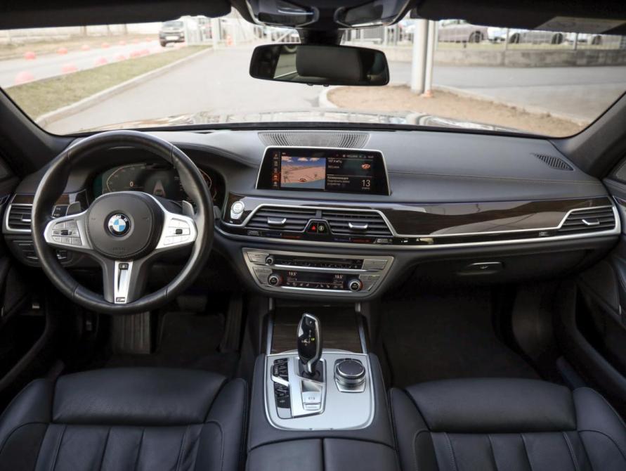 BMW 7 серии VI (G11/G12) Рестайлинг Санкт-Петербург  - изображение 12