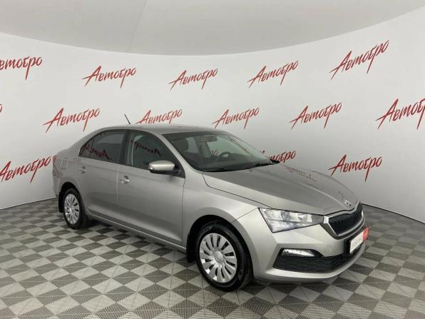 Skoda Rapid II с пробегом 2021 года, цена 1 415 000 рублей, 104805 км, лифтбек, Автокод Объявления