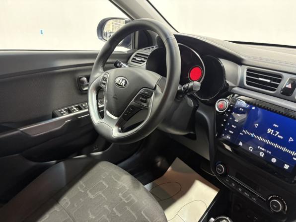 Kia Rio III Рестайлинг с пробегом 2016 года, цена 1 155 000 рублей, 104628 км, седан, Автокод Объявления