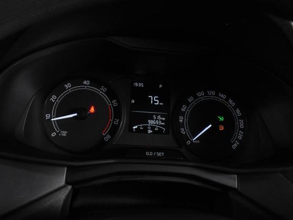 Skoda Rapid II с пробегом 2021 года, цена 1 439 000 рублей, 98693 км, лифтбек, Автокод Объявления