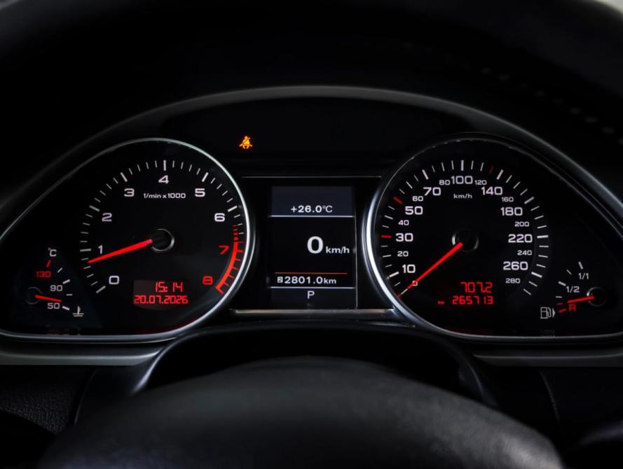 Audi Q7 I (4L) Рестайлинг Москва  - изображение 15