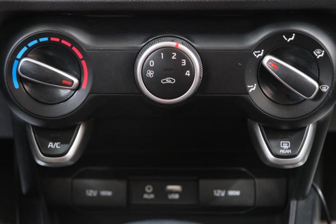 Kia Rio IV с пробегом 2019 года, цена 1 299 000 рублей, 103665 км, седан, Автокод Объявления