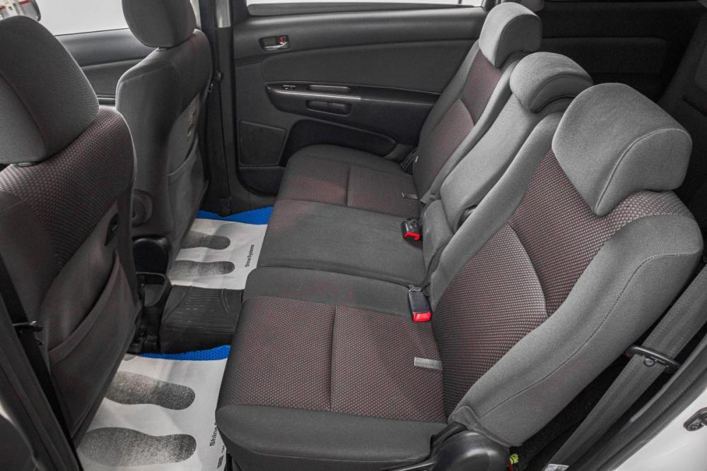 Toyota Wish I Барнаул  - изображение 19