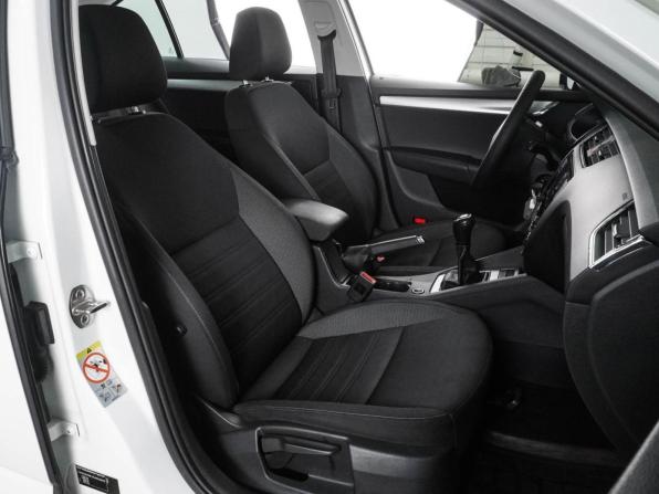 Skoda Octavia III (A7) Рестайлинг с пробегом 2019 года, цена 1 499 000 рублей, 197964 км, лифтбек, Автокод Объявления