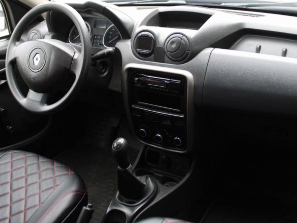 Renault Duster I с пробегом 2014 года, цена 619 000 рублей, 205121 км, внедорожник, Автокод Объявления