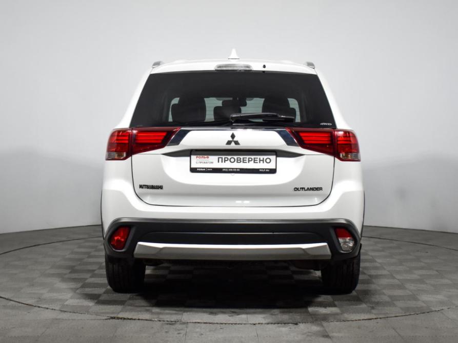 Mitsubishi Outlander III Рестайлинг 2 Санкт-Петербург  - изображение 7