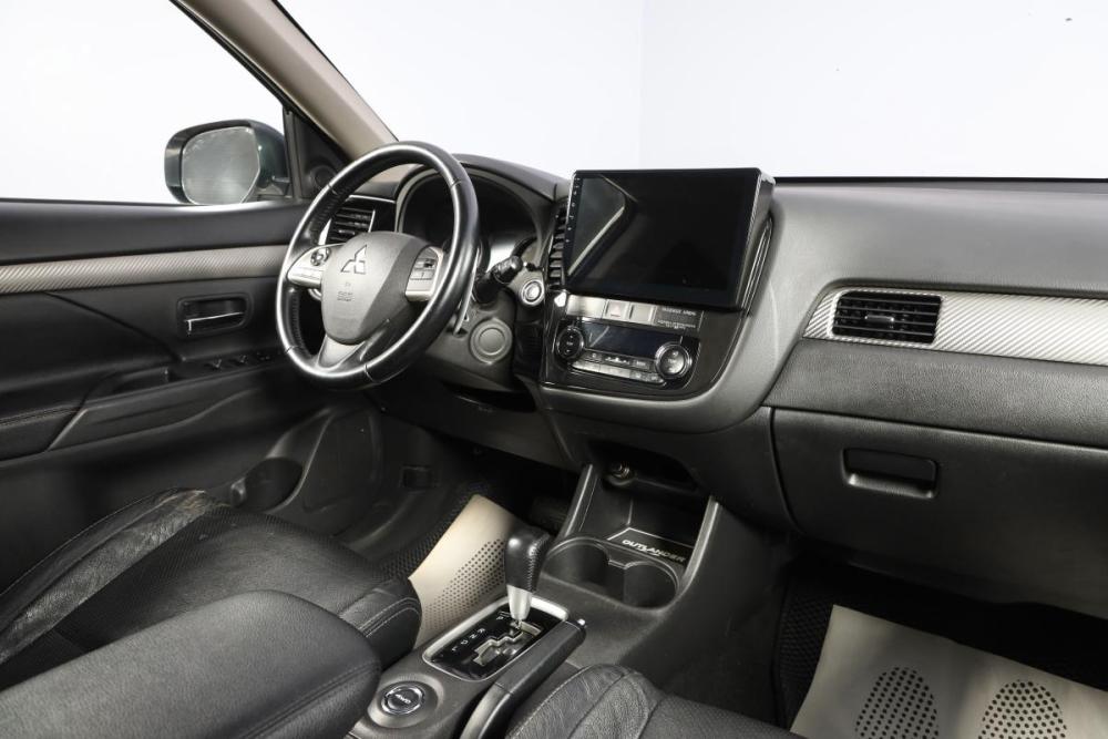 Mitsubishi Outlander II Рестайлинг Новосибирск  - изображение 17