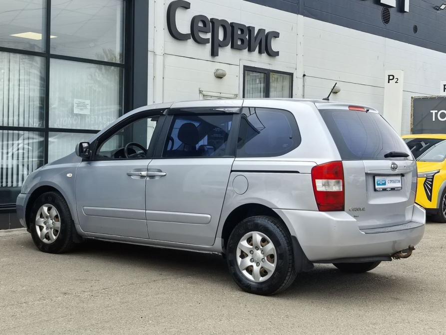 Kia Carnival II Москва  - изображение 7