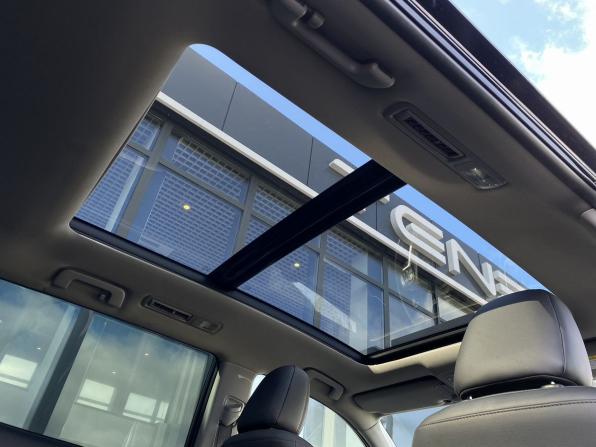 Toyota Highlander IV (XU70) с пробегом 2025 года, цена 3 999 000 рублей, 77104 км, внедорожник, Автокод Объявления