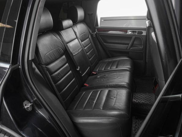 Volkswagen Touareg I Рестайлинг с пробегом 2009 года, цена 1 249 000 рублей, 229389 км, внедорожник, Автокод Объявления