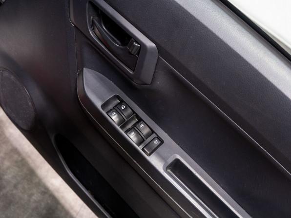 Daihatsu Mira e:S II с пробегом 2020 года, цена 675 000 рублей, 82215 км, хэтчбек, Автокод Объявления