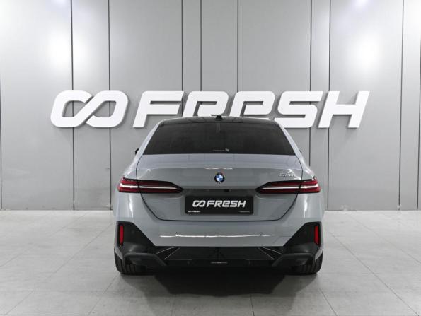 BMW 5 серии VIII (G60/G61/G68) с пробегом 2024 года, цена 7 499 000 рублей, 15000 км, седан, Автокод Объявления