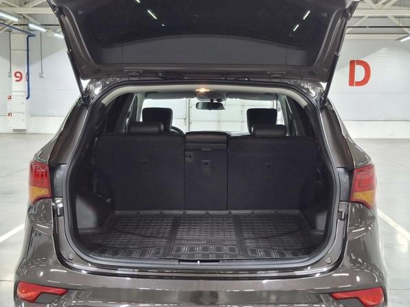 Hyundai Santa Fe III Рестайлинг с пробегом 2017 года, цена 2 070 000 рублей, 174045 км, внедорожник, Автокод Объявления