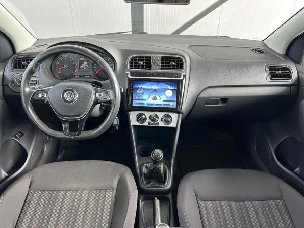 Volkswagen Polo V Рестайлинг с пробегом 2018 года, цена 1 100 000 рублей, 155000 км, седан, Автокод Объявления