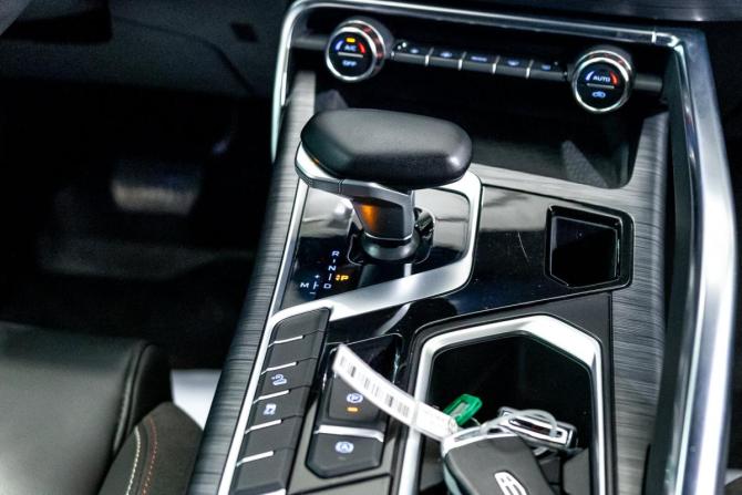 Geely Tugella I Рестайлинг с пробегом 2024 года, цена 3 046 000 рублей, 34900 км, внедорожник, Автокод Объявления