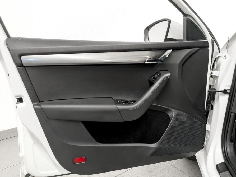 Skoda Octavia III (A7) Рестайлинг Санкт-Петербург  - изображение 19