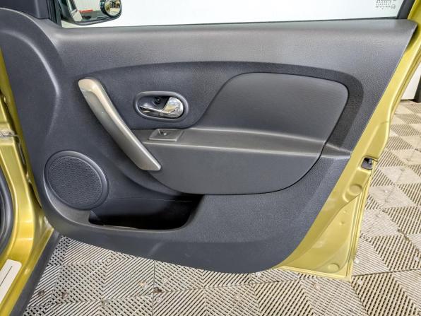 Renault Sandero II с пробегом 2016 года, цена 1 095 000 рублей, 84158 км, хэтчбек, Автокод Объявления