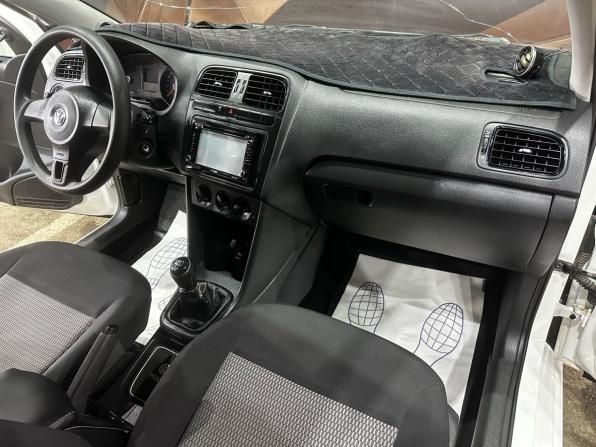 Volkswagen Polo V с пробегом 2013 года, цена 690 000 рублей, 168000 км, седан, Автокод Объявления