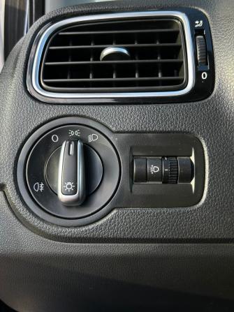 Volkswagen Polo V Рестайлинг с пробегом 2018 года, цена 1 230 000 рублей, 87335 км, седан, Автокод Объявления