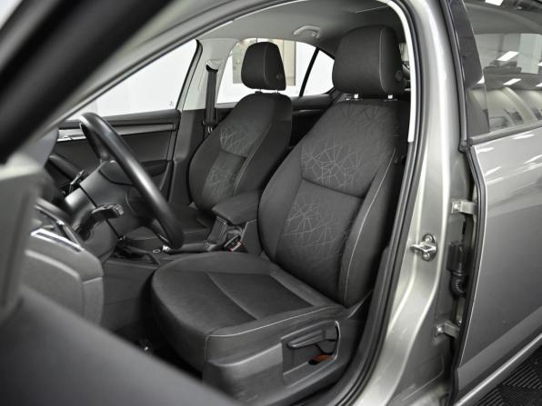 Skoda Octavia III (A7) Рестайлинг с пробегом 2018 года, цена 1 299 000 рублей, 95000 км, лифтбек, Автокод Объявления