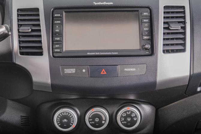 Mitsubishi Outlander II с пробегом 2007 года, цена 1 299 000 рублей, 320000 км, внедорожник, Автокод Объявления