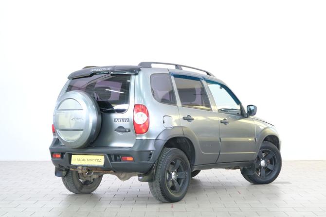Chevrolet Niva I Рестайлинг с пробегом 2016 года, цена 619 000 рублей, 241000 км, внедорожник, Автокод Объявления