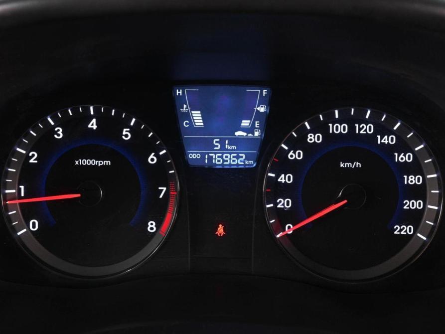 Hyundai Solaris I Ростов-на-Дону  - изображение 15