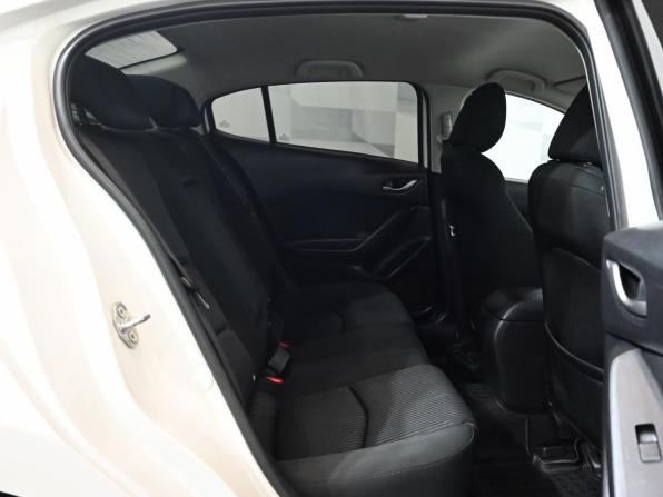 Mazda 3 III (BM) с пробегом 2014 года, цена 1 450 000 рублей, 147345 км, седан, Автокод Объявления