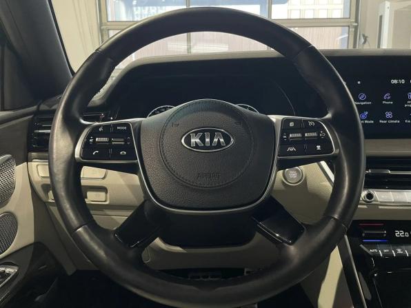 Kia Mohave I Рестайлинг 2 с пробегом 2023 года, цена 5 450 000 рублей, 43276 км, внедорожник, Автокод Объявления