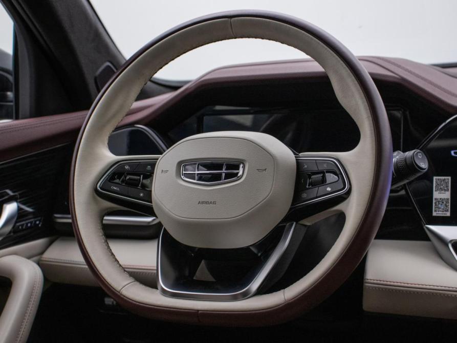 Geely Monjaro I Москва  - изображение 15