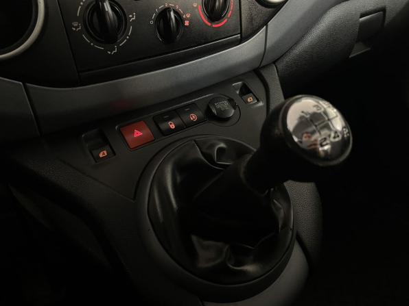 Citroen Berlingo II с пробегом 2010 года, цена 490 000 рублей, 208000 км, компактвэн, Автокод Объявления