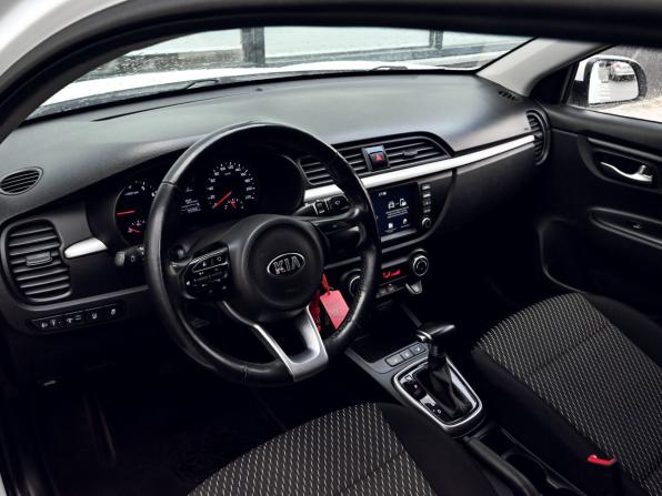 Kia Rio IV с пробегом 2018 года, цена 1 453 000 рублей, 99279 км, седан, Автокод Объявления