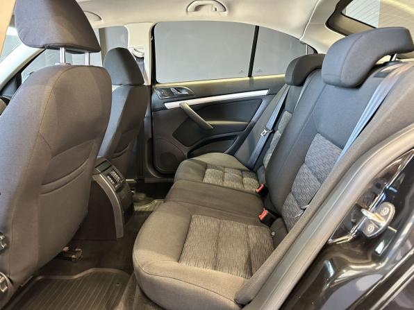 Skoda Octavia II (A5) Рестайлинг с пробегом 2011 года, цена 790 000 рублей, 183049 км, лифтбек, Автокод Объявления