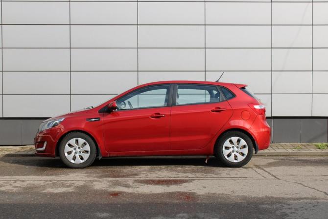 Kia Rio III с пробегом 2014 года, цена 955 000 рублей, 69178 км, хэтчбек, Автокод Объявления