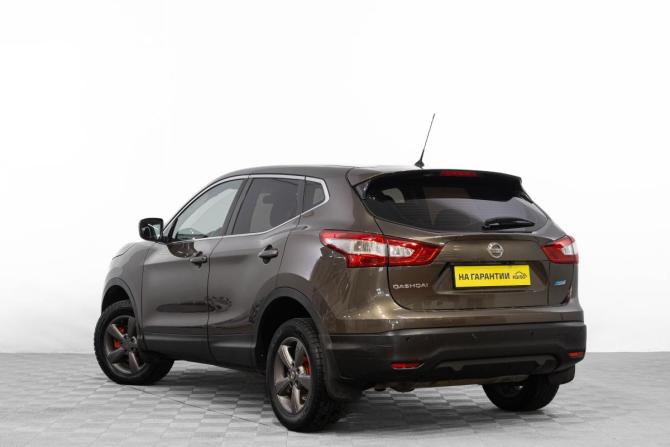 Nissan Qashqai II с пробегом 2015 года, цена 1 799 000 рублей, 144000 км, внедорожник, Автокод Объявления