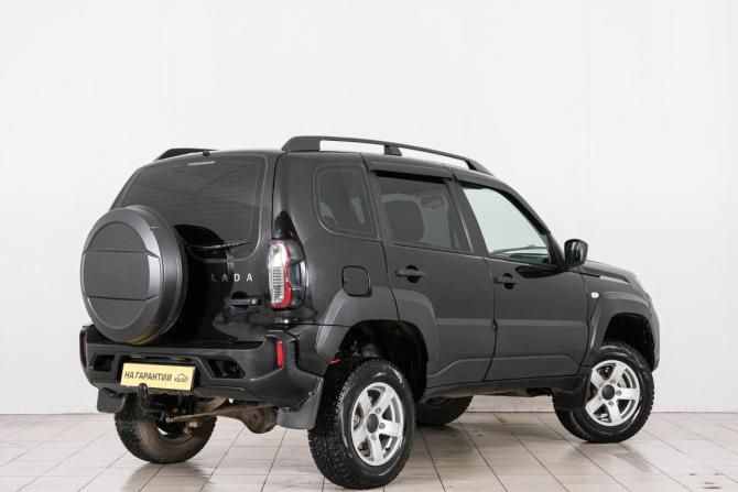 Lada (ВАЗ) Niva Travel I с пробегом 2022 года, цена 949 000 рублей, 68000 км, внедорожник, Автокод Объявления